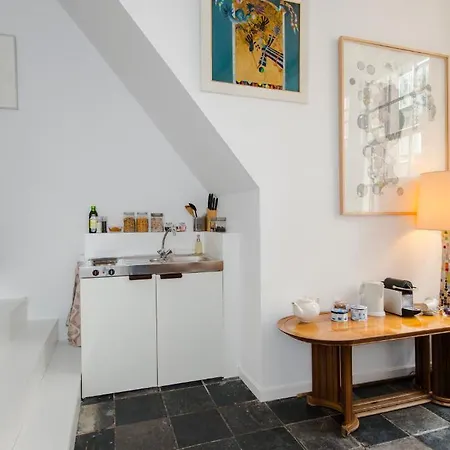Bed & Guide Bed & Breakfast Amsterdam